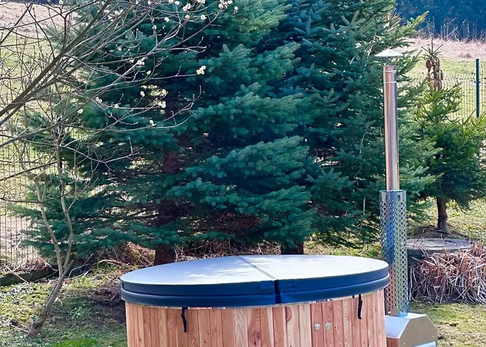 Сasa de vacaciones Piechówka - Góralski Dom Z Bala Z Gorącą Balią I Widokiem Na Góry Pewel Wielka